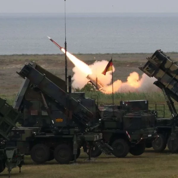 Україна відкладає угоду про ракети Patriot: коли наблизиться до власного виробництва