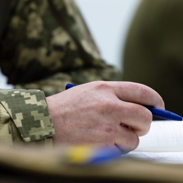Військовим нададуть знижку 75% на комуналку, безкоштовний проїзд та 12 810 гривень: повний перелік пільг