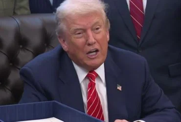 Трамп пояснив, навіщо таємно змінив літак після саміту НАТО в Туреччині