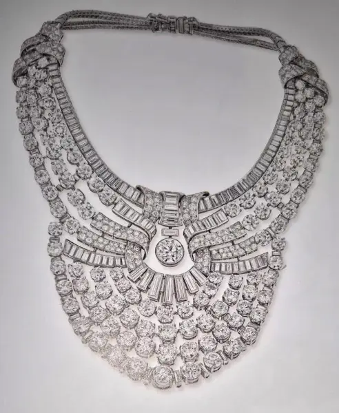 The 200 carat Van Cleef & Arpels necklace which has been stolen in Vienna