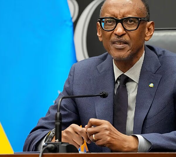 Кагаме назвав зусилля з роззброєння FDLR “поверховими”