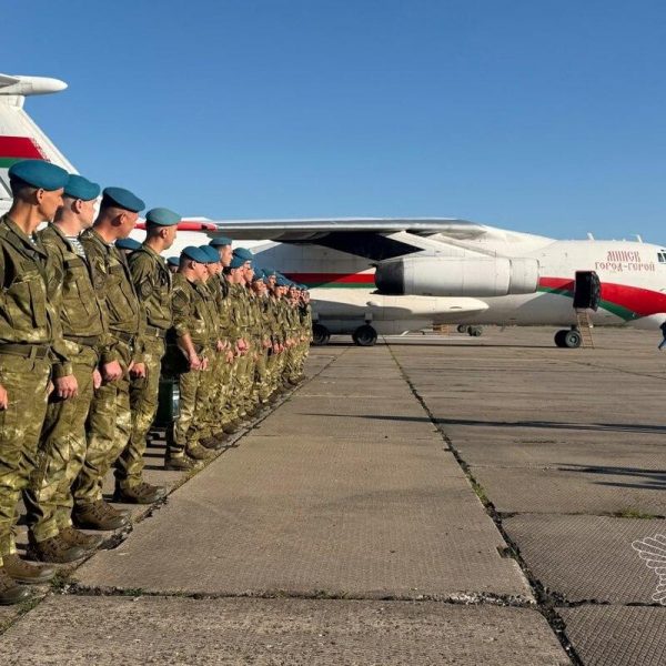 Білоруські військові вирушили до Китаю на спільні навчання