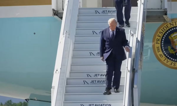 Трамп змінив літак після саміту НАТО через іранську ракетну загрозу