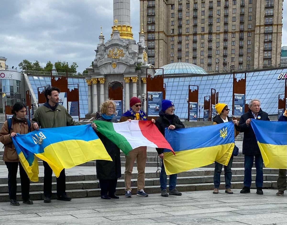 'Написати книгу про Київ мене спонукала війна. Навіть в Італії про неї думаєш і вдень, і вночі', - письменниця Олена Костюкович