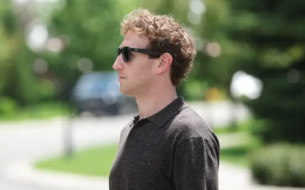 SUN VALLEY, IDAHO - JULY 09: CEO of Meta Platforms Mark Zuckerberg attends the Allen &amp; Company Sun Valley Conference at the Sun Valley Lodge on July 9, 2026 in Sun Valley, Idaho. Every year, some of the world's wealthiest and most powerful figures from the media, finance, technology, and political spheres converge at the Sun Valley Resort for the exclusive week-long conference hosted by boutique investment bank Allen &amp; Co. Kevin Dietsch/Getty Images/AFP (Photo by Kevin Dietsch / GETTY IMAGES NORTH AMERICA / Getty Images via AFP)