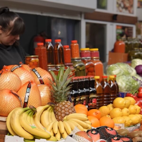 Запоріжжя: полиці магазинів порожніють через дефіцит продуктів