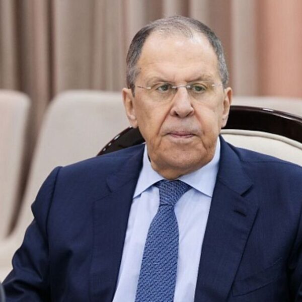Лавров заявив про намір НАТО відкрити “другий фронт” проти Росії