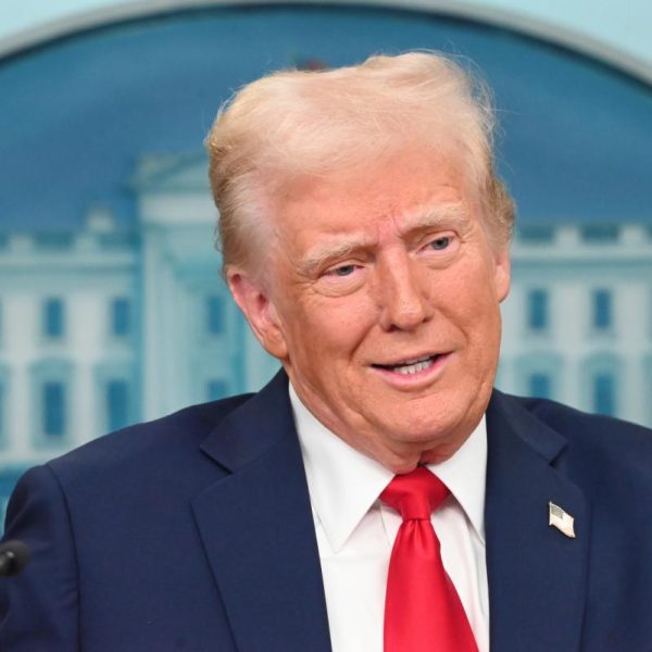 Трамп скасував обов’язкові щеплення для дітей, лікарі протестують