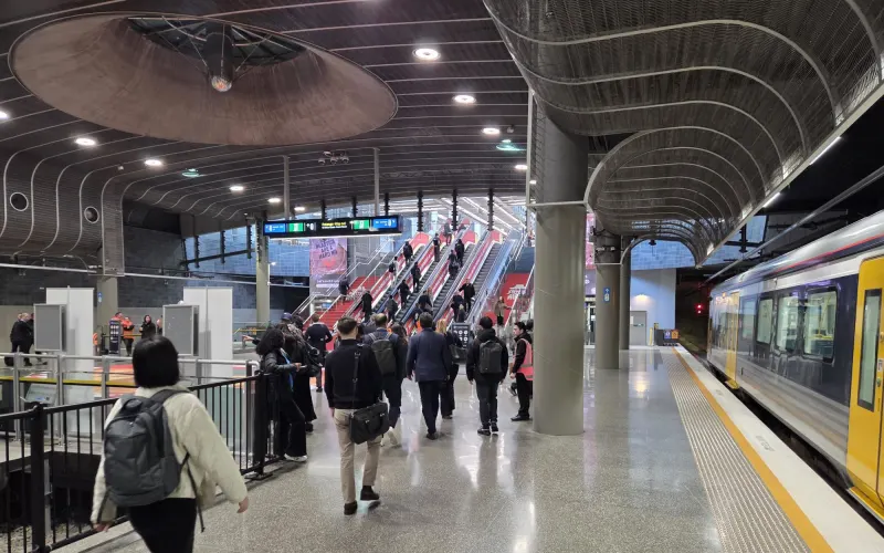 Станція Waitematā Station сьогодні вранці.