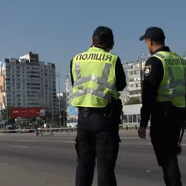 12 законних підстав для зупинки автомобіля поліцією