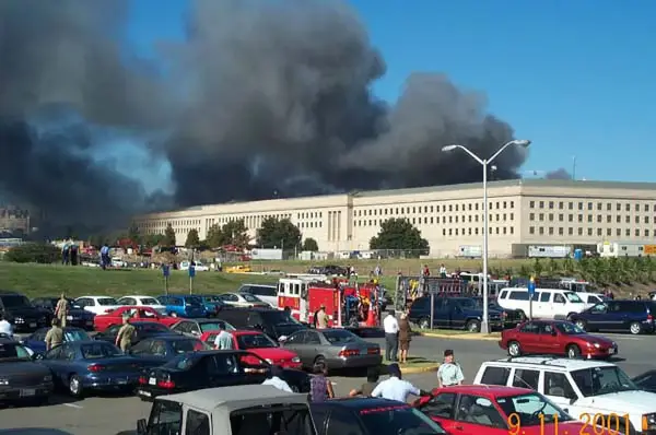 Pentagon hit by plane