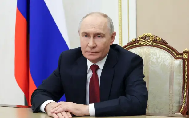 На цьому фото з пулу, розповсюдженому російським державним агентством Sputnik 16 вересня 2026 року, президент Росії Володимир Путін виступає з телевізійним зверненням до нації напередодні парламентських виборів у Москві. Парламентські вибори 2026 року відбуватимуться протягом трьох днів з 18 по 20 вересня. (Фото: Михайло МЕТЗЕЛЬ / POOL / AFP)