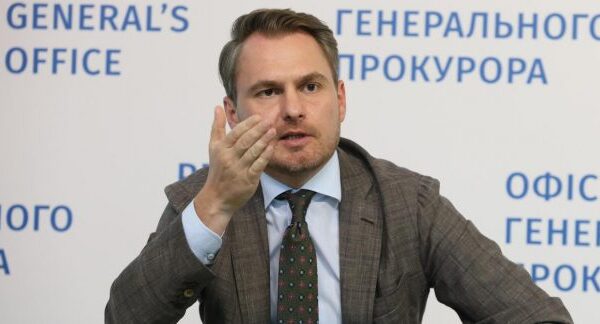 Кравченко не повернувся з відрядження: подробиці відсутності на роботі