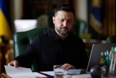 Зеленський жорстко прокоментував виступ Кравченка і закликав Раду звільнити його