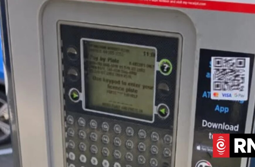 Небезпечні” QR-коди з’являються на паркоматах Окленда