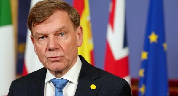 Глава МЗС Німеччини закликав українських чоловіків призовного віку повернутися додому
