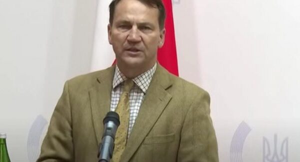 Глава МЗС Польщі закликав до агресивних військових навчань біля Калінінграда