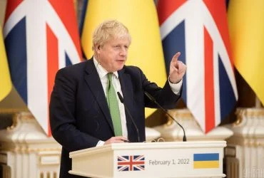 Борис Джонсон прокоментував удар по потягу біля польського кордону