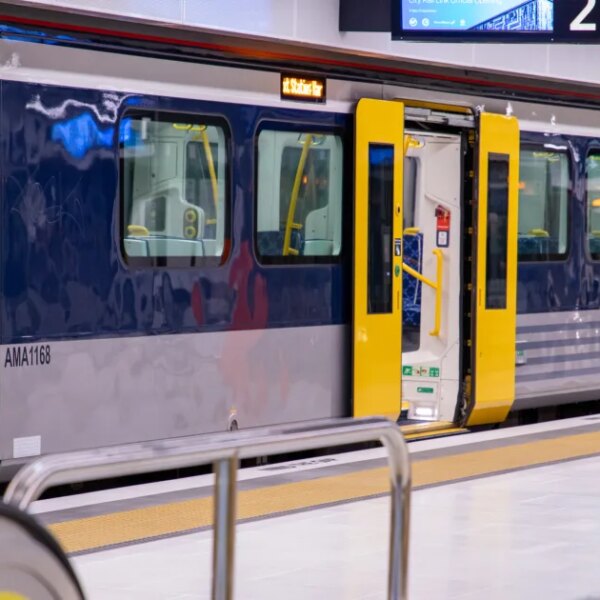 Пожежа на City Rail Link зупинила рух потягів в Окленді