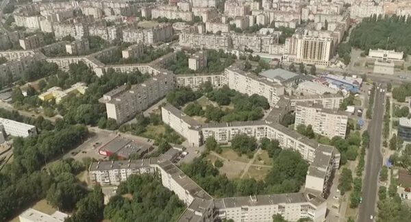 Будинок-гігант у Луцьку: чому його вважають найдовшим у світі