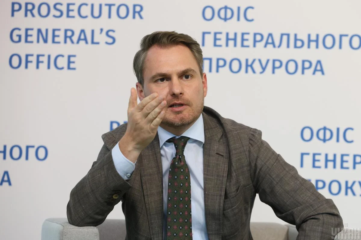 Кравченко подав заяву про відставку з посади генерального прокурора