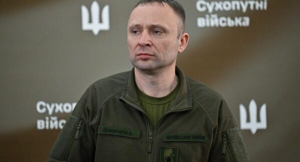 Драпатий скасував понад 30 наказів Генштабу, змінюючи правила гри