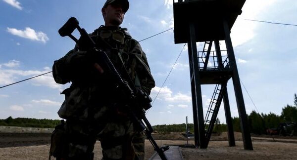 ДПСУ: пункти пропуску зупинятимуть роботу під час російських атак