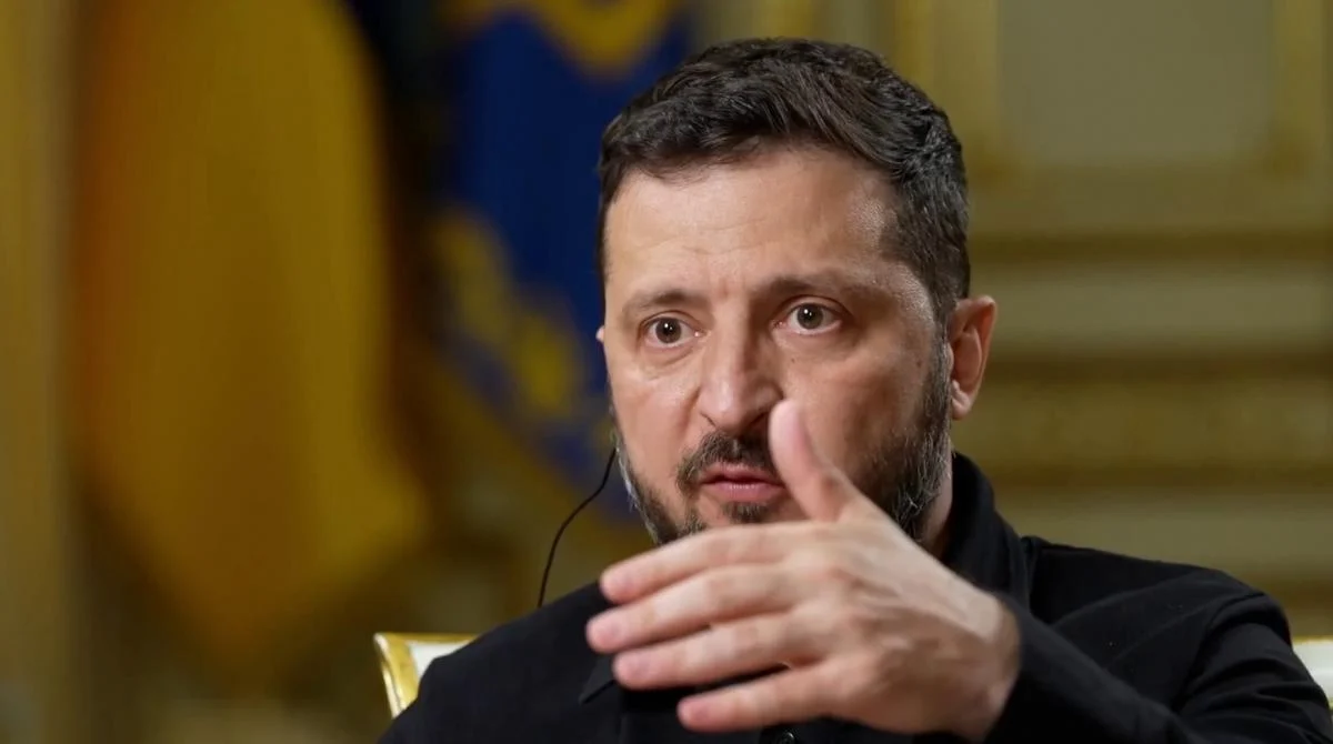 Зеленський повідомив, що Росія за останні тижні двічі намагалася атакувати його літак