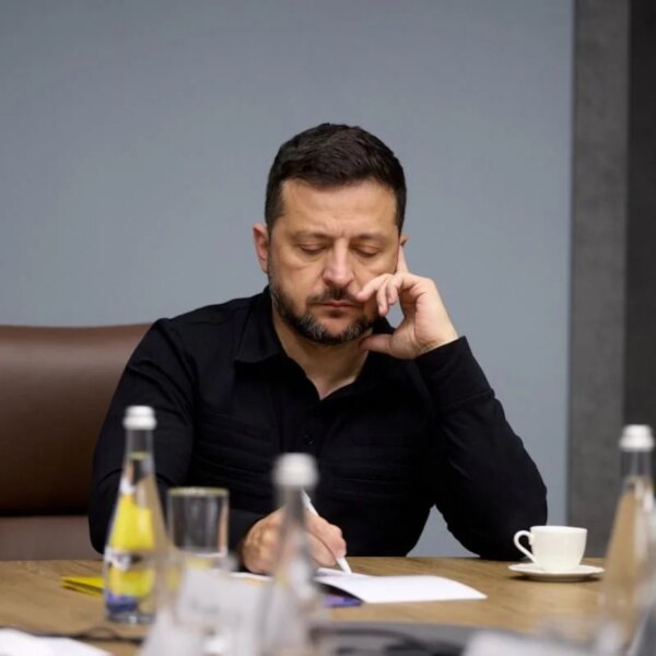 Зеленський анонсував кадрові зміни в СБУ та ГУР після стрілянини