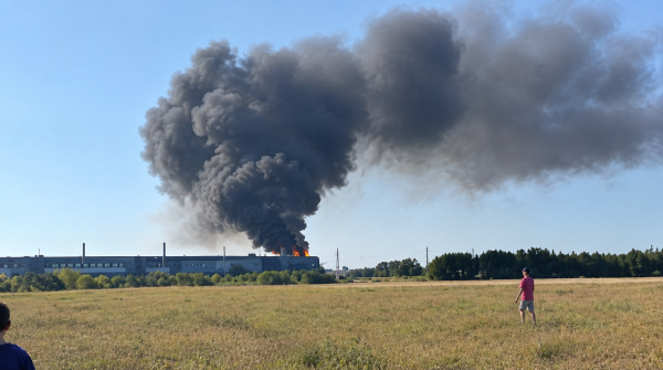 Залізничне сполучення між Львовом і Миколаєвом порушено через обстріл.