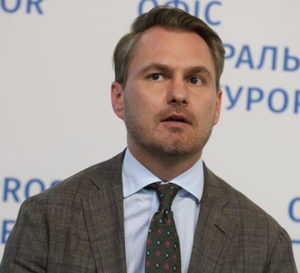 Руслана Кравченка звільнено з прокуратури