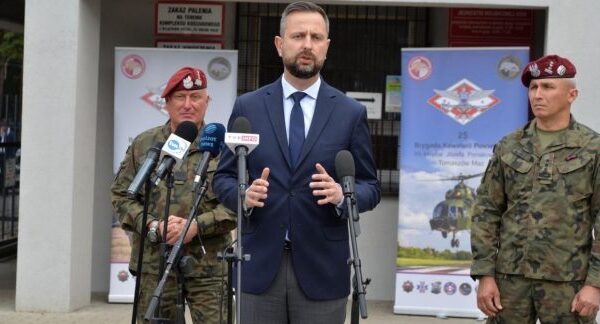 Польща посилить оборону через Україну