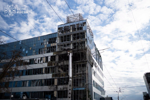 Кількість загиблих унаслідок атаки на Київ зросла до семи, повідомив Кличко