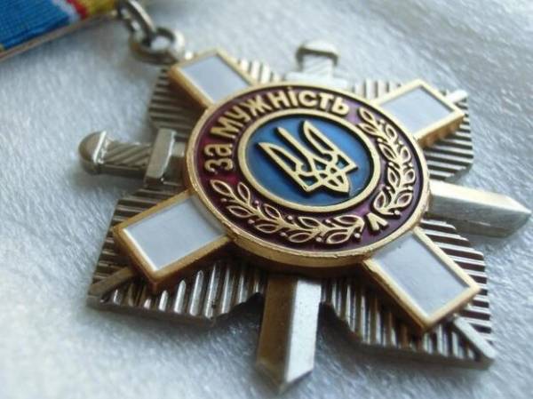 Президент посмертно нагородив орденами «За мужність» трьох захисників з Полтавщини