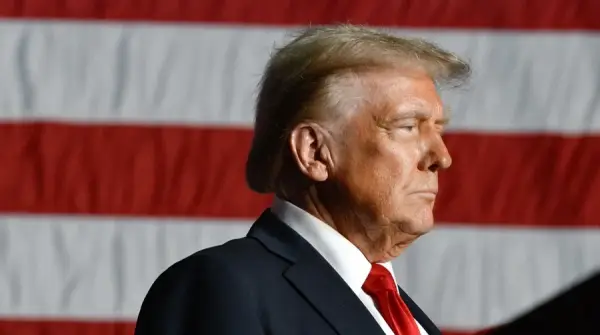 Рейтинг Трампа впав до найнижчої позначки, свідчить опитування