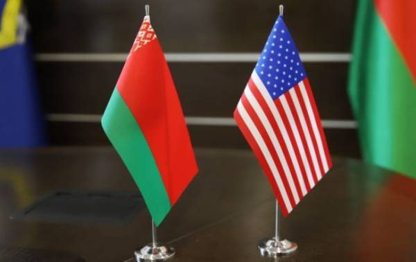 США обіцяють скасувати санкції проти білоруських компаній за звільнення політичних в’язнів