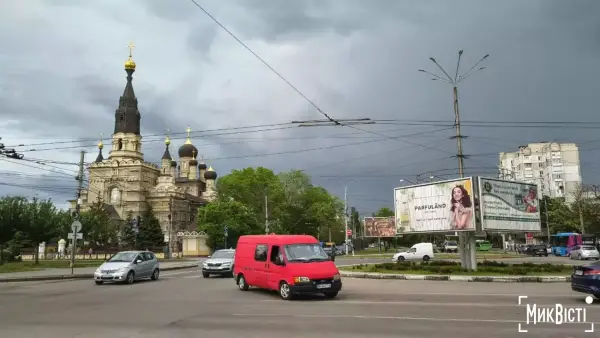 Собор у Миколаєві пояснив причини самовільного ремонту фасаду