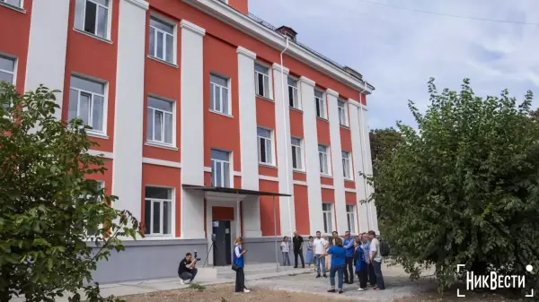 Один з відновлених корпусів Миколаївського фахового фізкультурного коледжу, 2024 рік. Фото: МикВісті