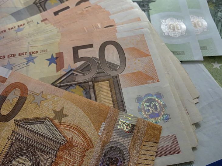 Евро в 2026 году: ждет ли нас паритет с долларом или полное обесценивание евро